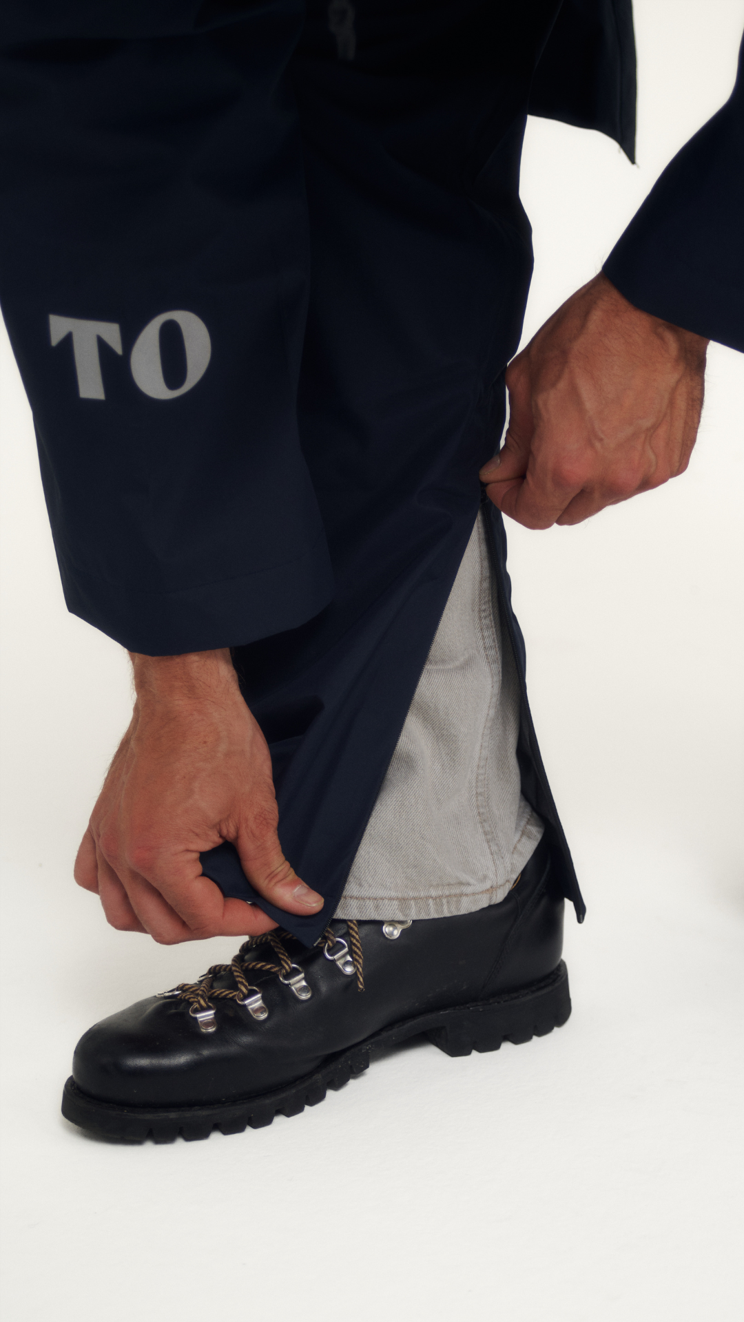 GABIO 001 waterproof overpants.
