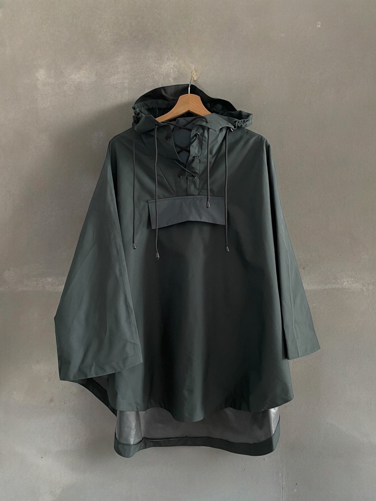 LOU 002 Reflective Waterproof Cape - Bottle Green - L/XL