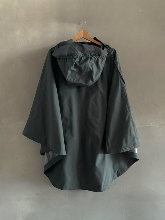Cape LOU V02 - Bottle - L/XL