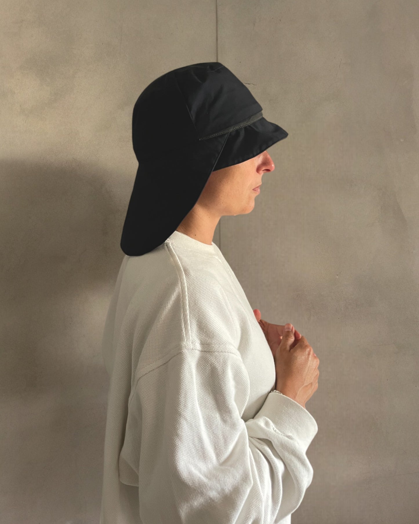 LILLIE 001 Reversible Waterproof Bob - Navy Blue