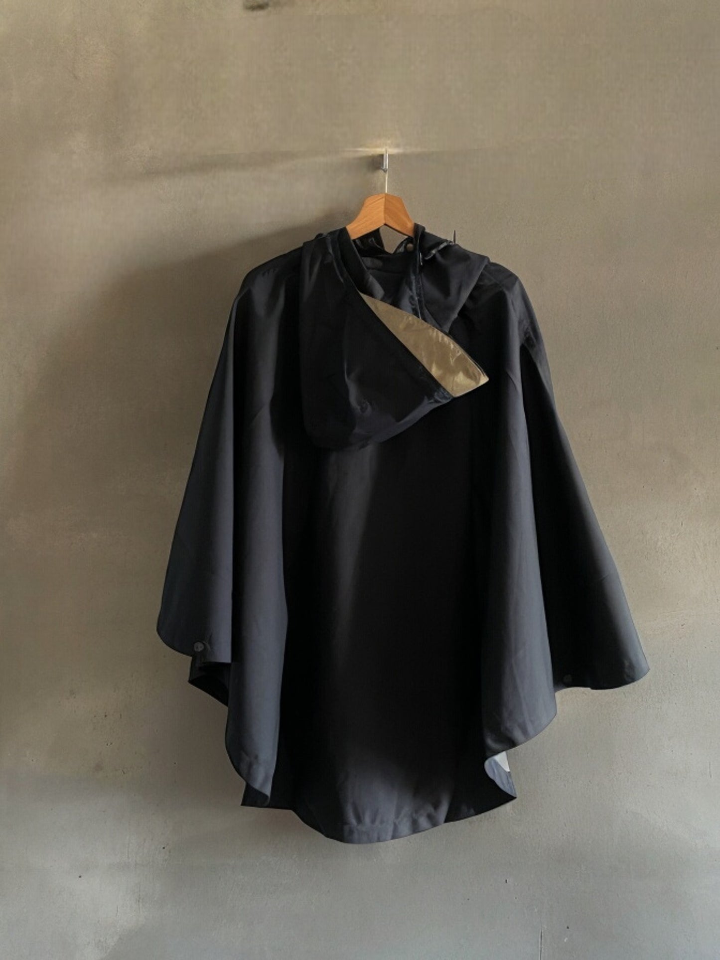 Cape imperméable réfléchissante LOU 001. - Bleu marine - S/M