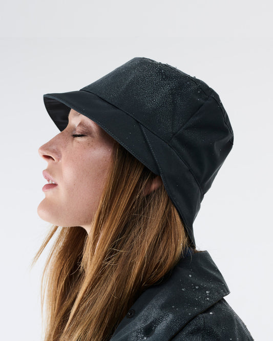 LILLIE reflective rain bucket hat