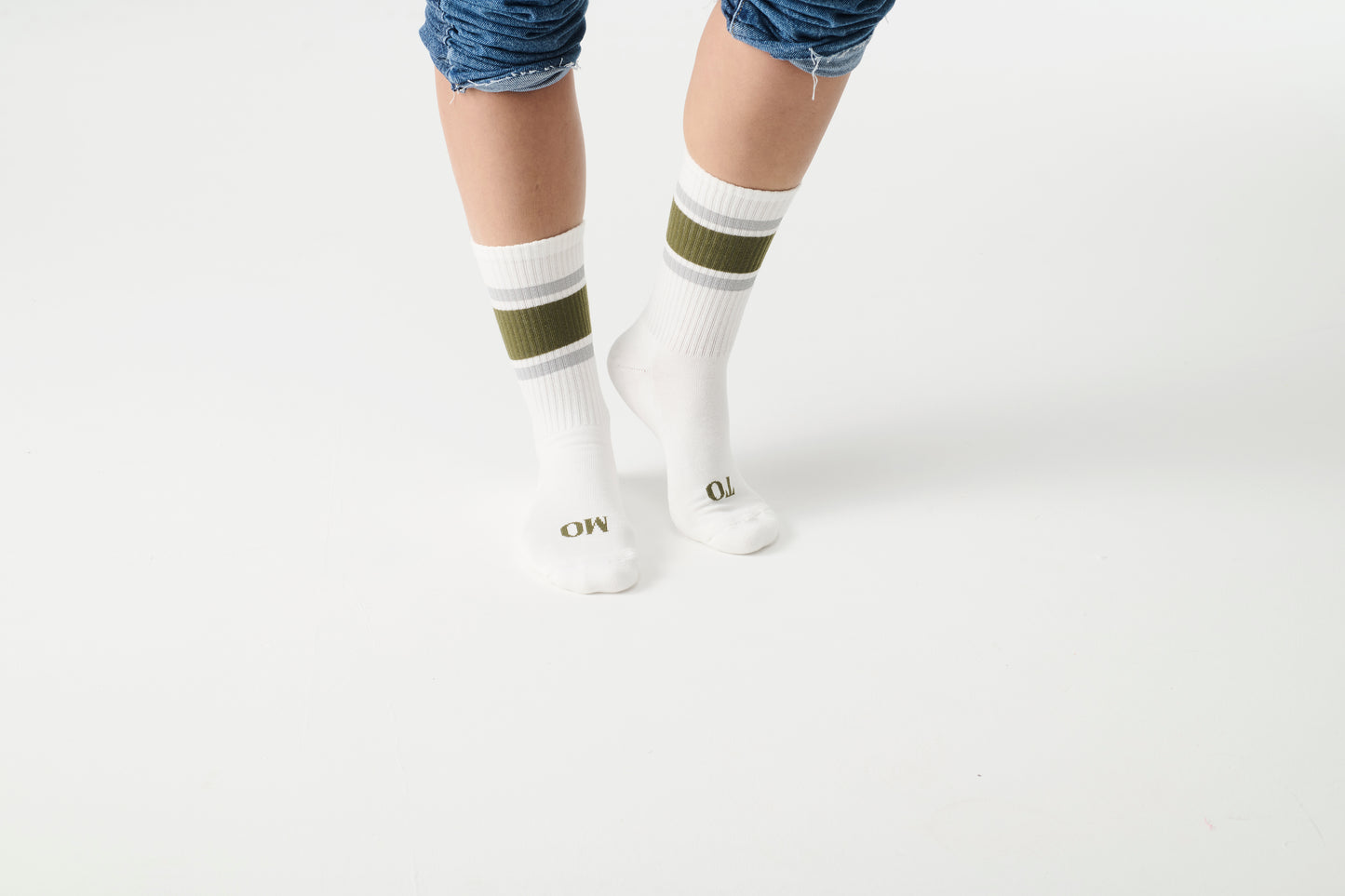 JOE 002 sock pack. white