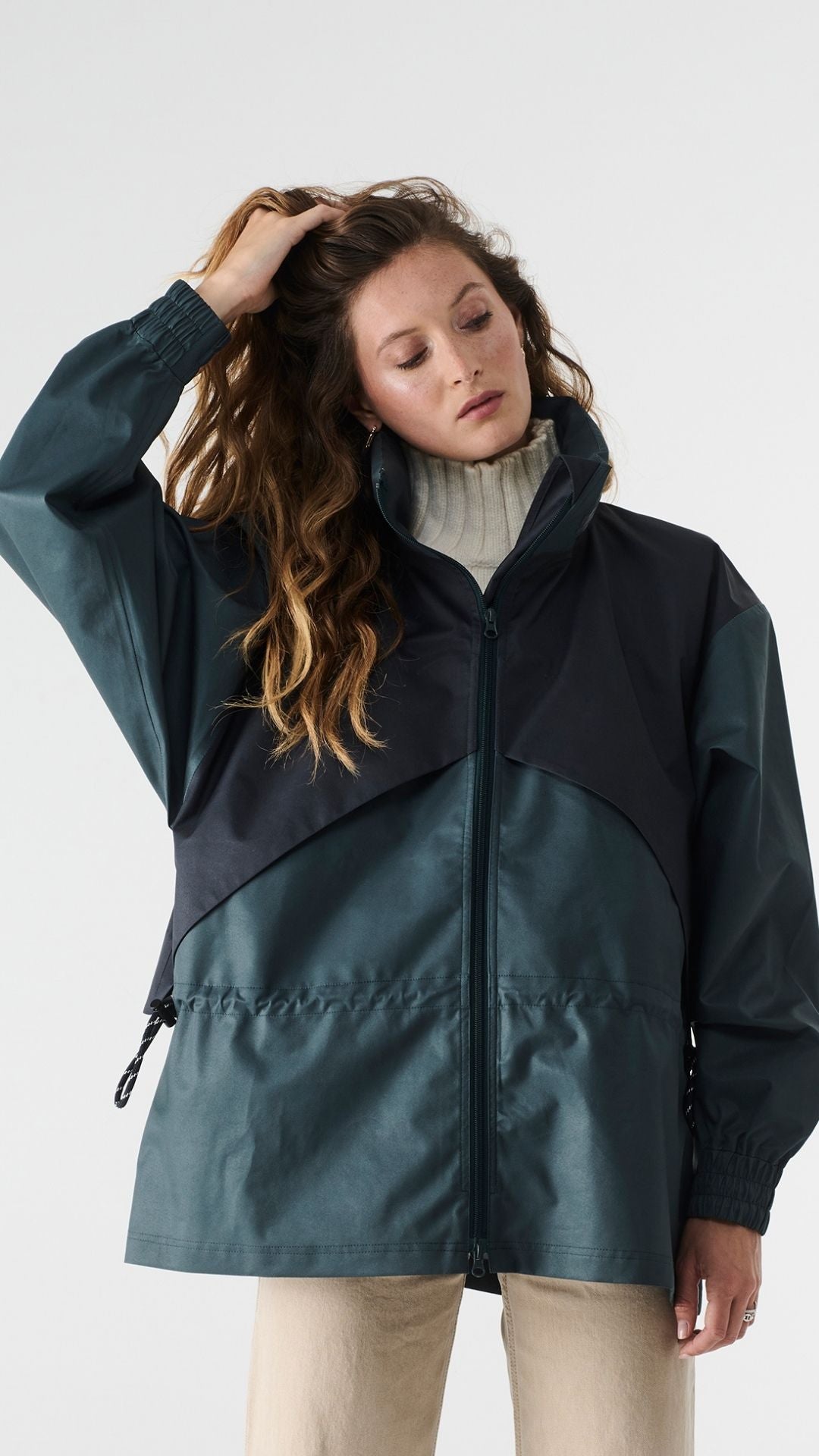 Veste imperméable respirante SASHA 001.