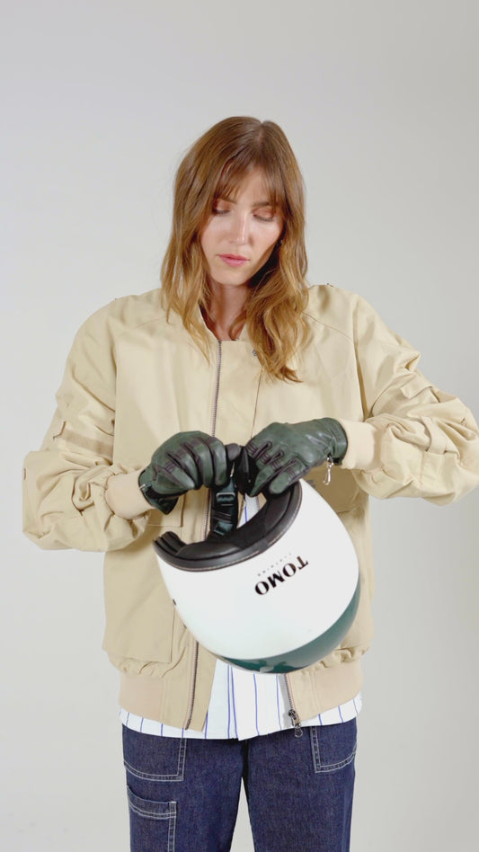 ANDY motorcycle and scooter jet helmet - Bottle green / Ecru