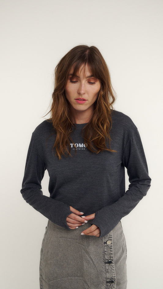 YOAN 001 long-sleeved wool T-shirt.