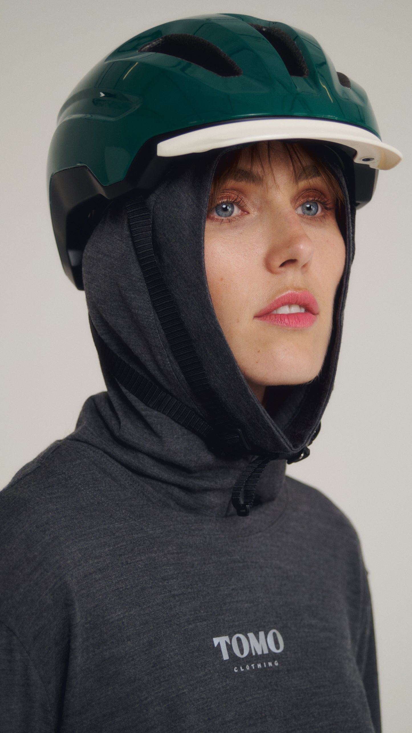 Cagoule laine mérinos AYO 001.