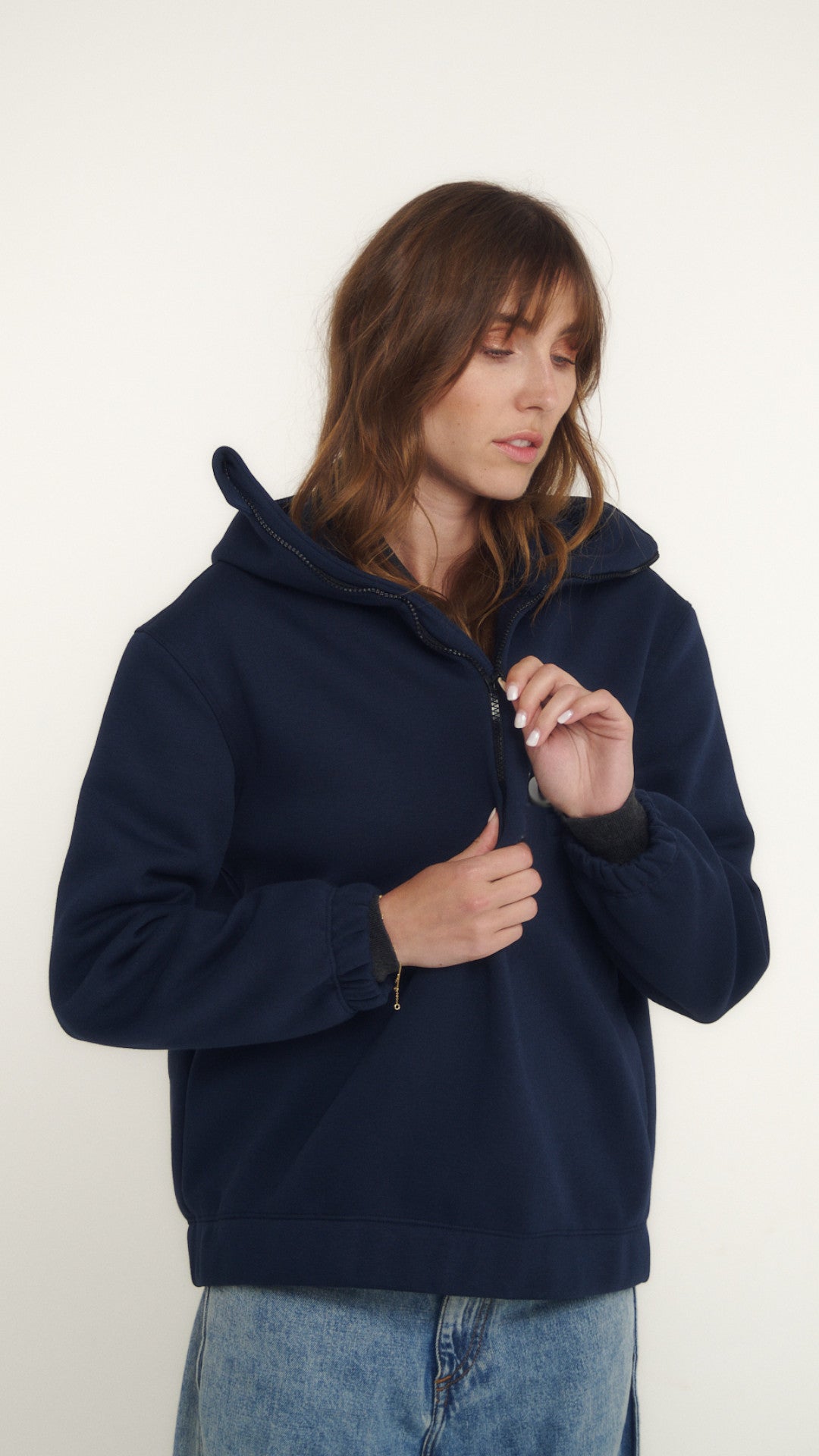 Pull femme à capuche uni WARREN - Outremer | La Fiancée Pull femme à capuche uni WARREN - Outremer | La Fiancée