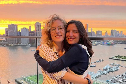 La rencontre des deux fondatrices de TOMO Clothing