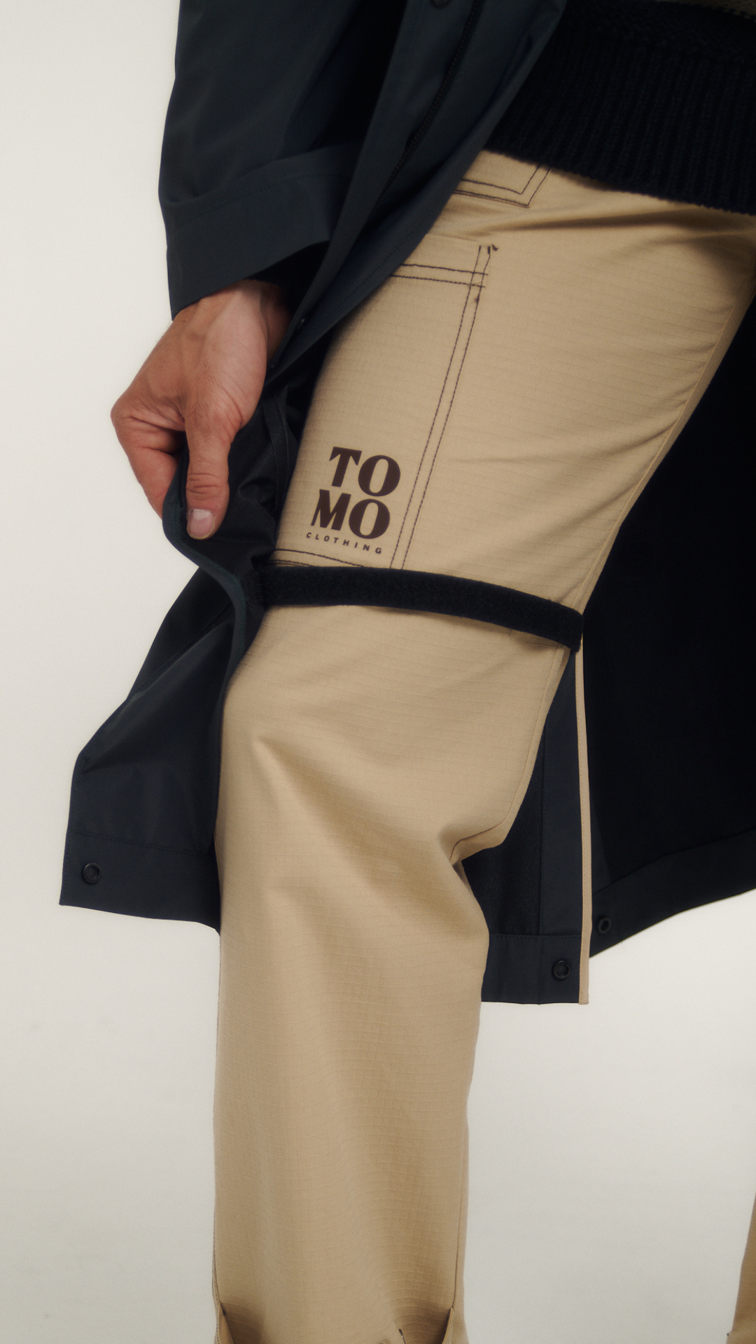 BILLIE 003 multi-length waterproof trench coat.