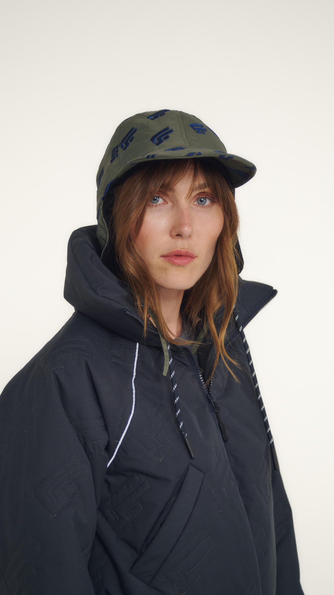 Casquette NÉO 001.