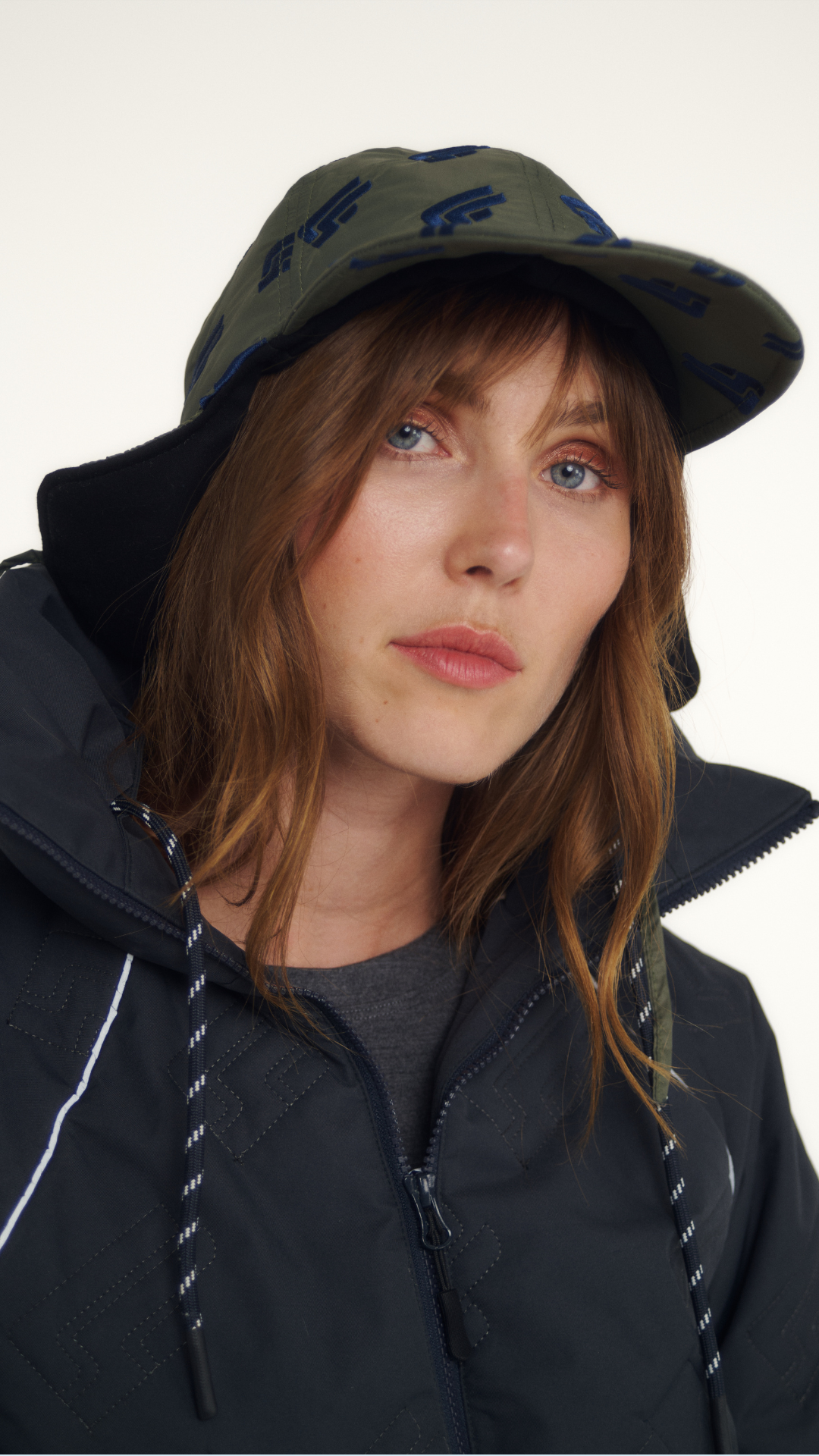 Casquette NÉO 001.