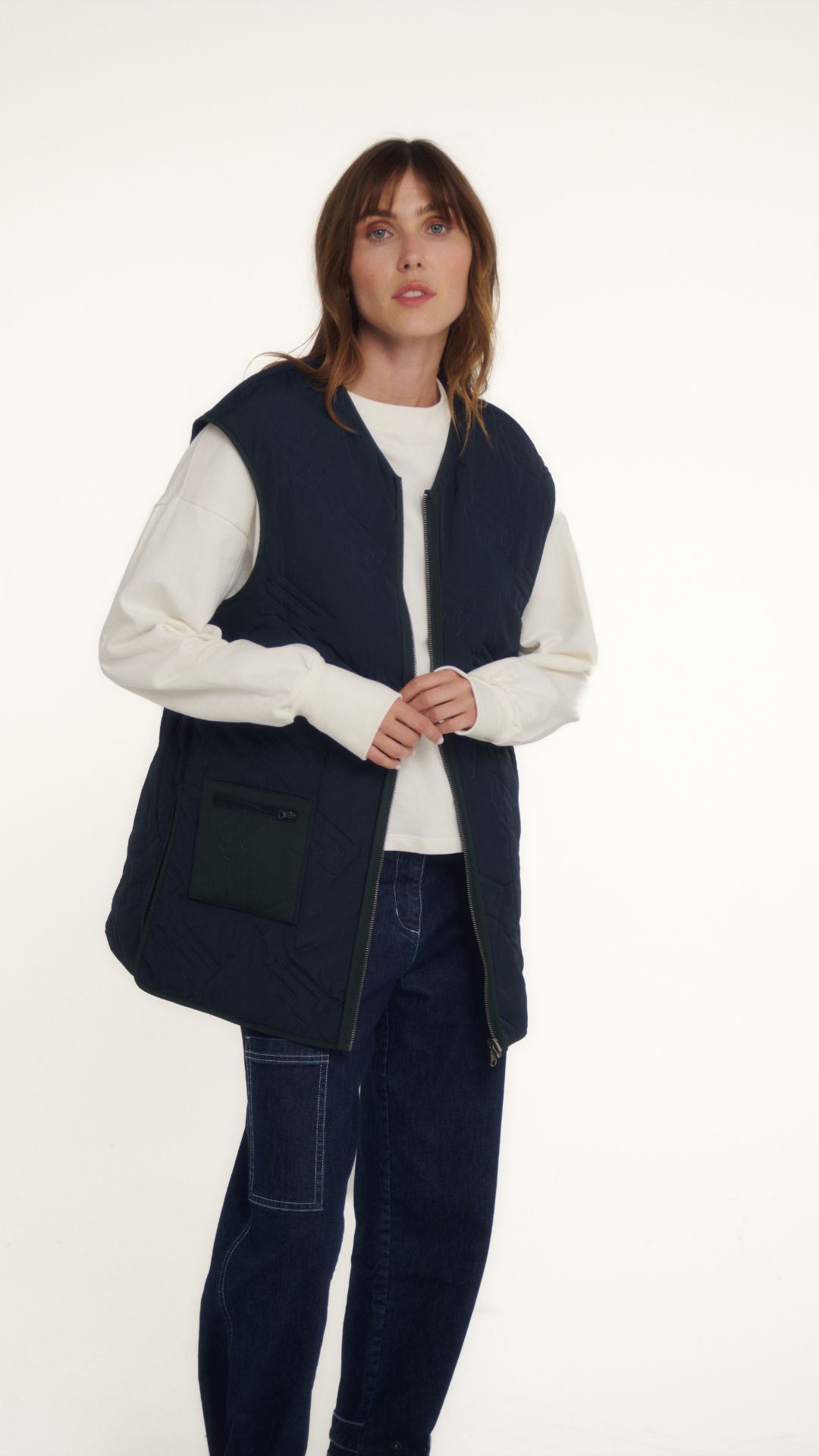 Gilet Doudoune Femme Sans Manches - Matelassé, Léger, Avec Poches, Col En V