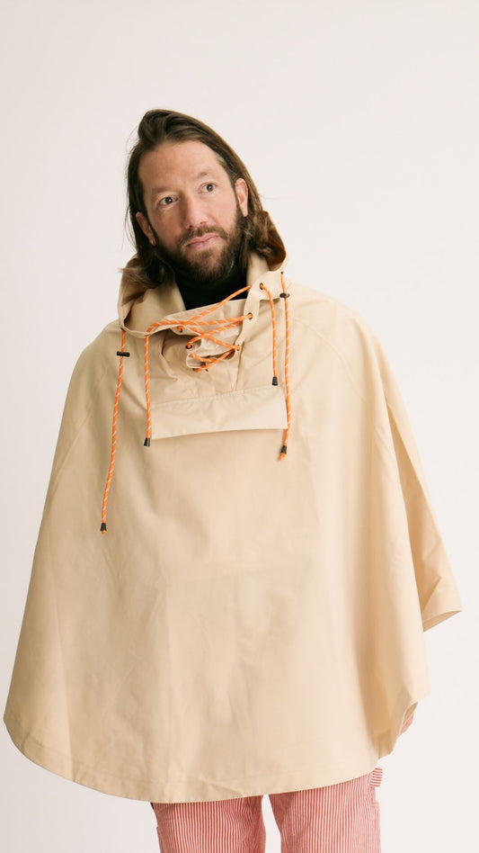 LOU V02 rain cape