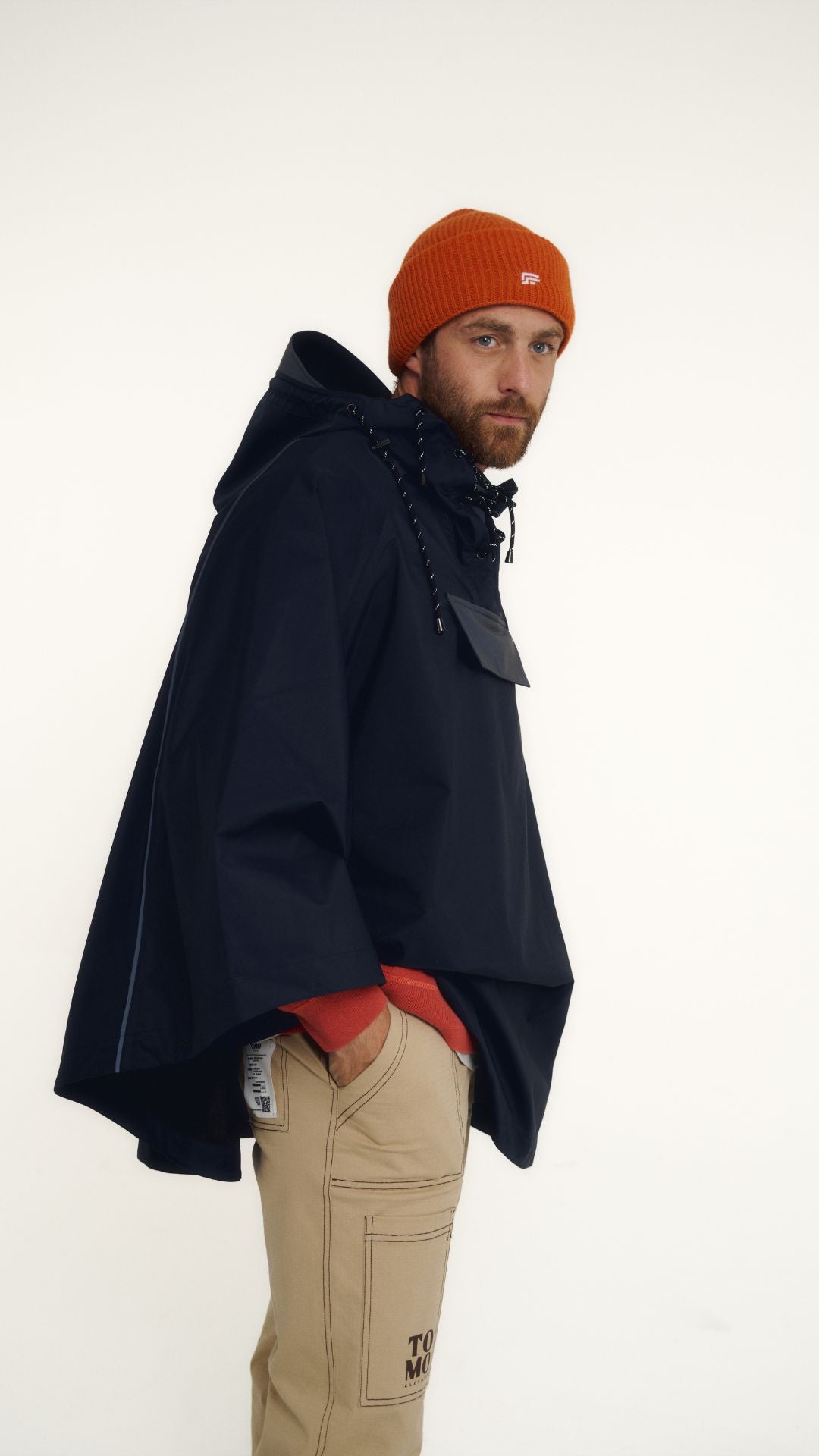 LOU V02 rain cape