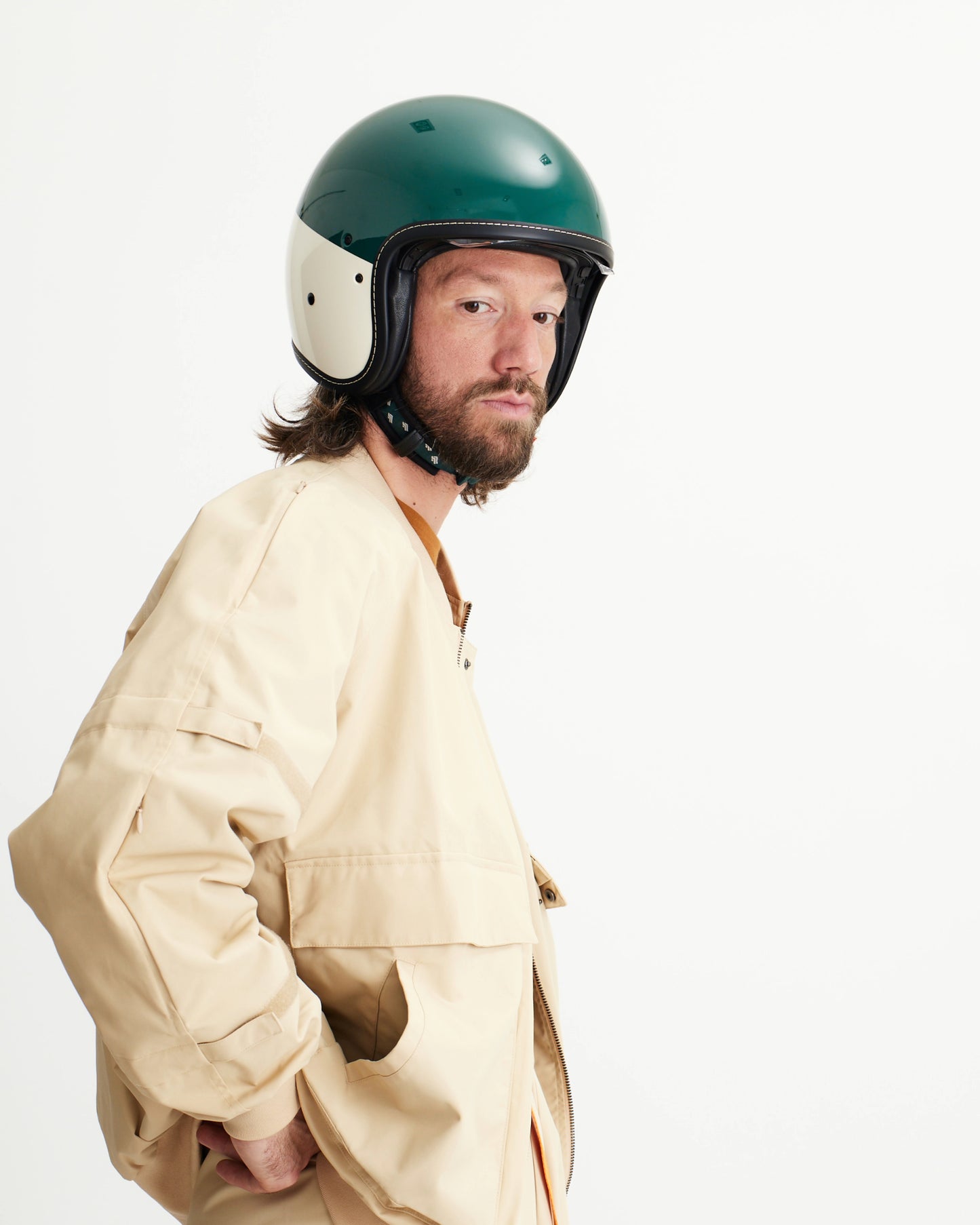 ANDY motorcycle and scooter jet helmet - Bottle green / Ecru