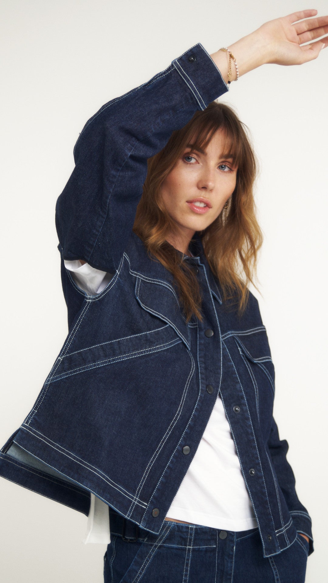 LOUISON 001 anti-abrasive jacket.