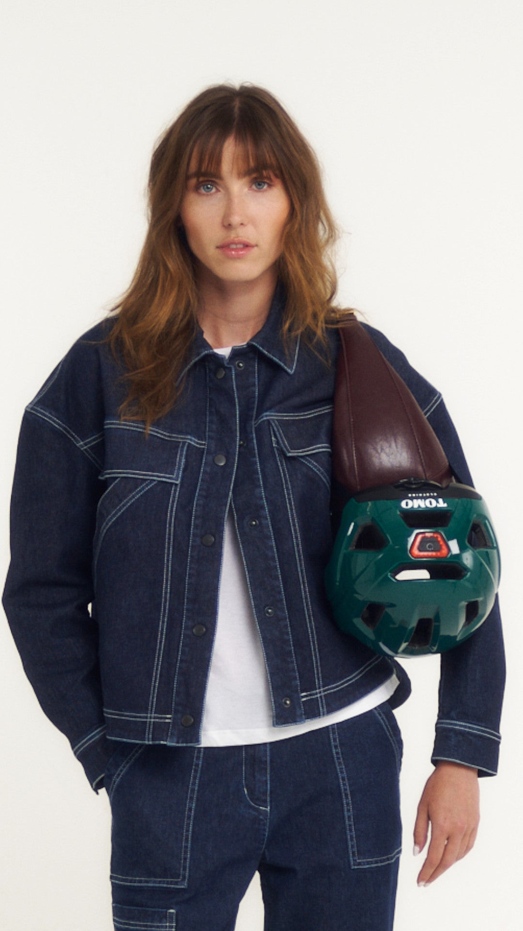 LOUISON 001 anti-abrasive jacket.